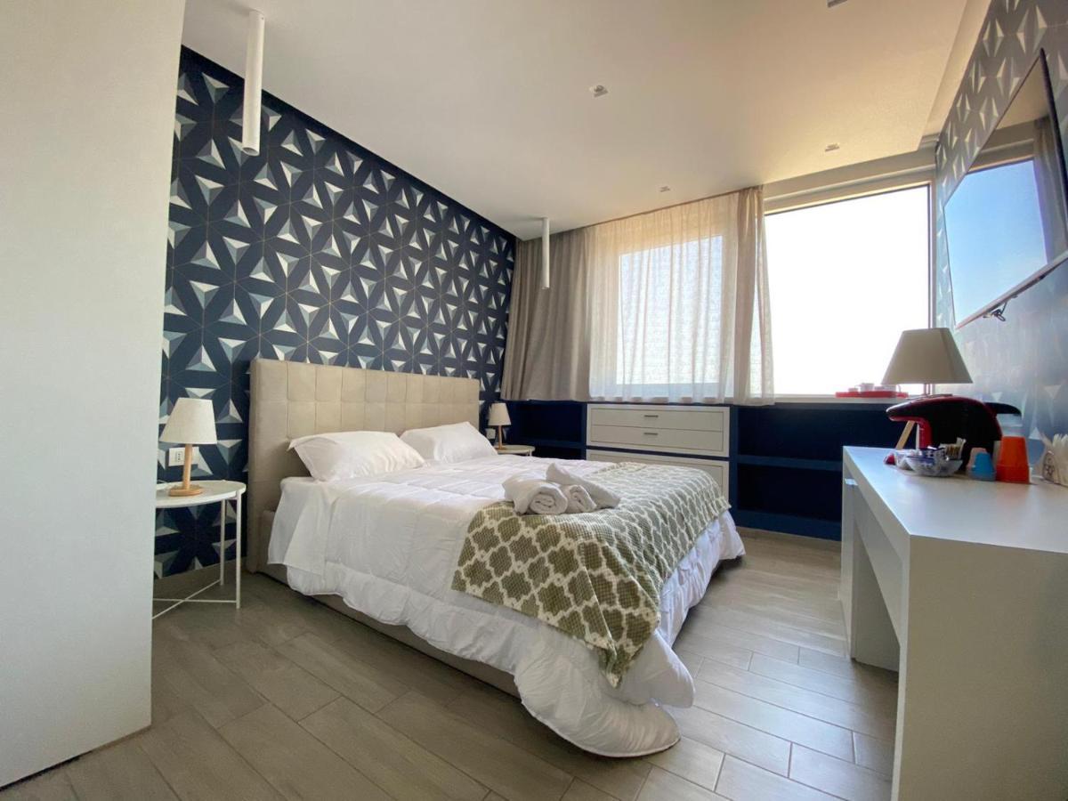 2B Fifteen Floor Suite Napoli Exterior foto
