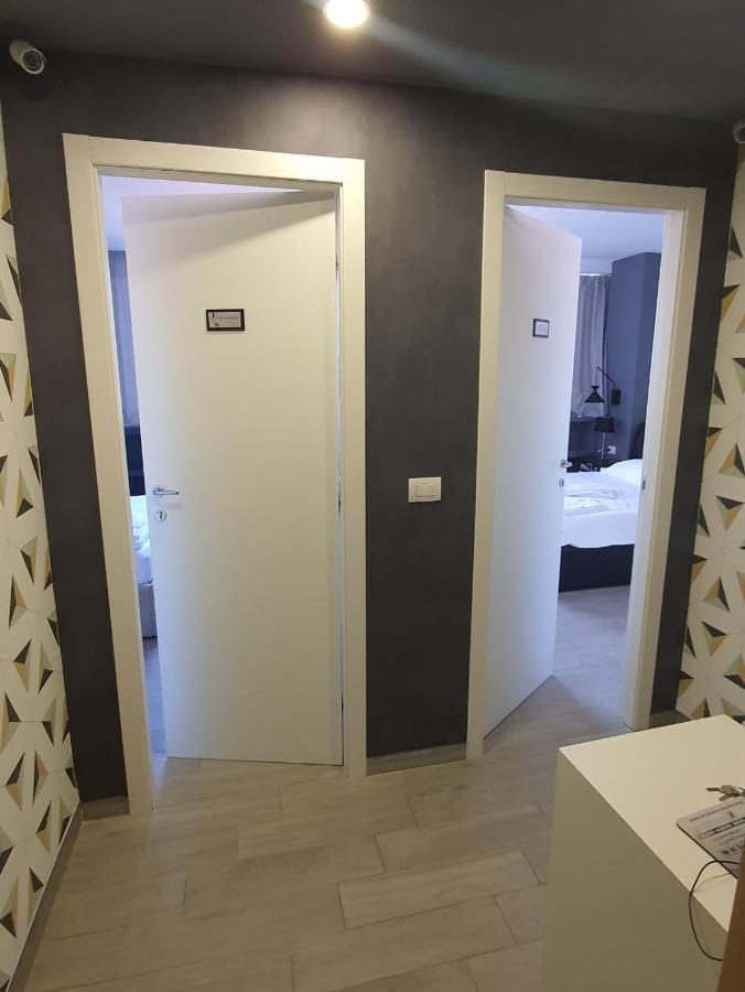 2B Fifteen Floor Suite Napoli Exterior foto