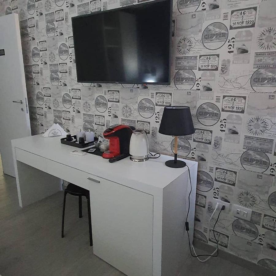 2B Fifteen Floor Suite Napoli Exterior foto