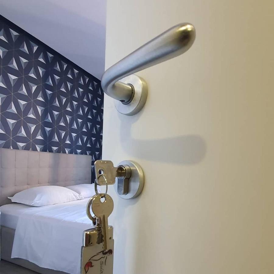 2B Fifteen Floor Suite Napoli Exterior foto